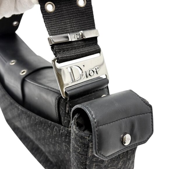 Christian Dior Vintage 2002 Trotter Street Chic Columbus Shoulder Bag [106203] - Picture 10 of 15